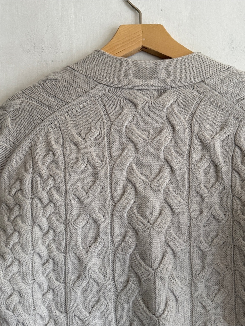 Aritzia Wilfred Light Grey Cable Knit Merino Wool Charliza Cardigan Women XS - Picture 12 of 16